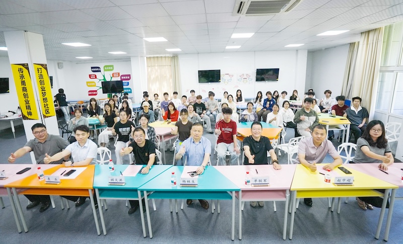 宁波职业技术大学OPC创业基地 2