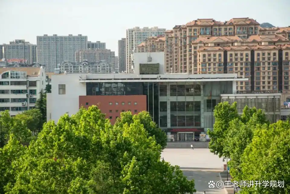 山东外贸职业学院实训基地 2
